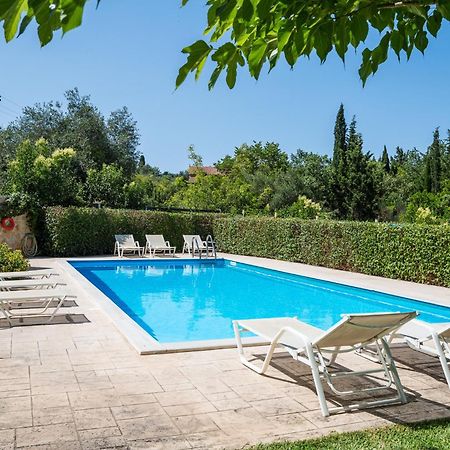 Villa Nefeli With Private Pool By Konnect Dasziá Kültér fotó