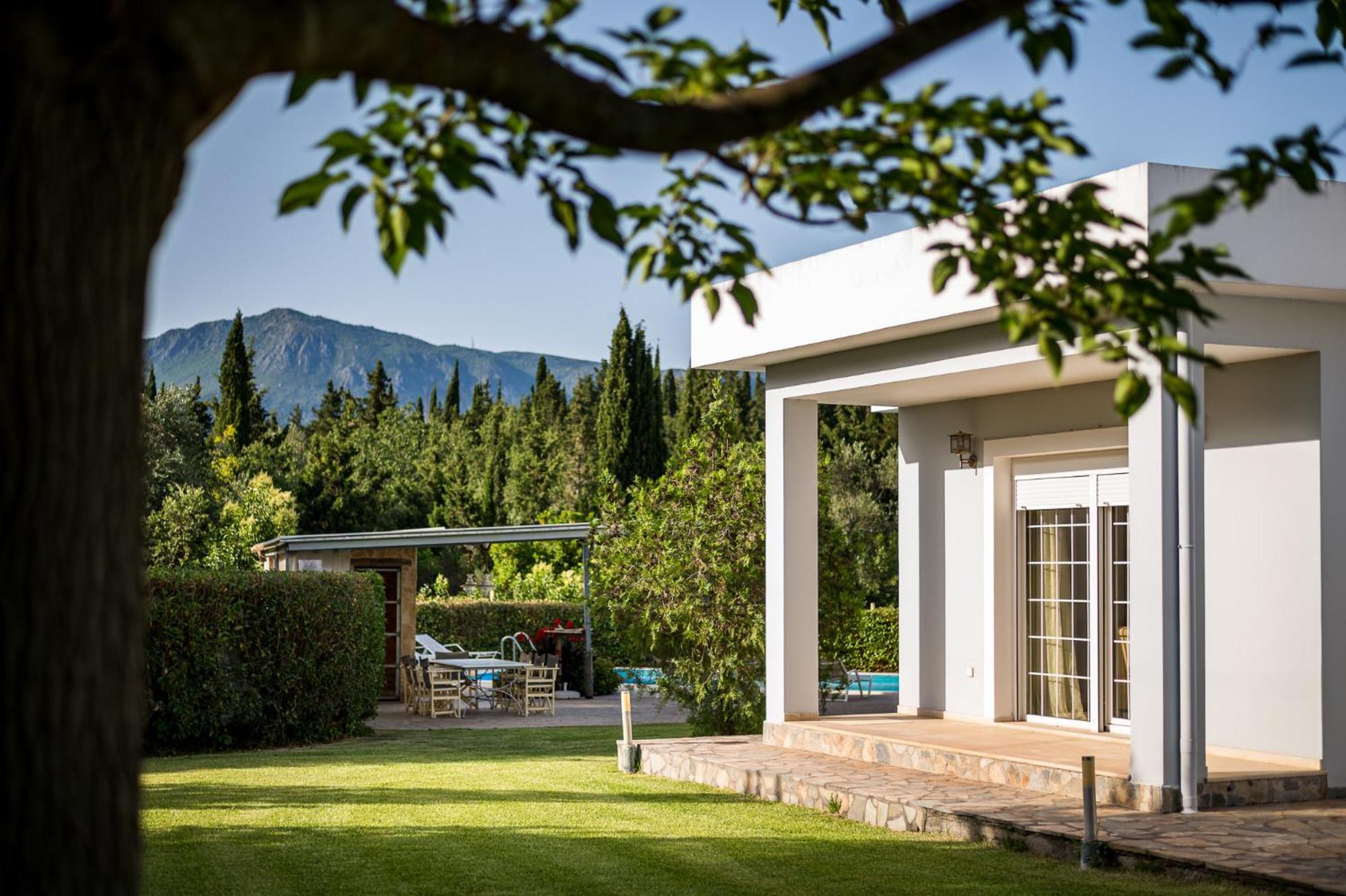 Villa Nefeli With Private Pool By Konnect Dasziá Kültér fotó